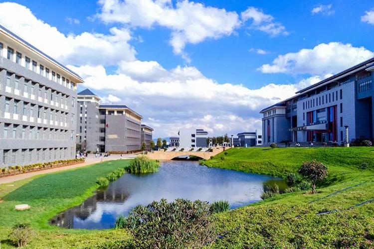 云南师范大学商学院2019年8月招聘公告