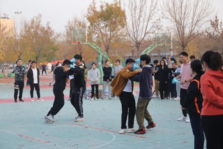 学生园地丨我院开星空体育APP展研究生“不负青春绽放活力”素质拓展活动(图14)