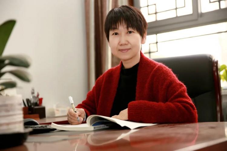 金牌教师立德树人卓越奖候选人张红老师