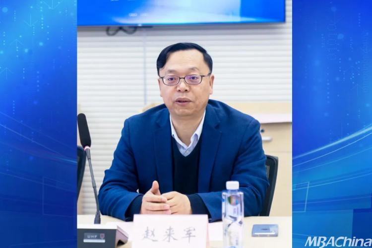 袁岳先生受聘上海理工大学管理学院客座教授暨行业领袖大讲堂成功举行