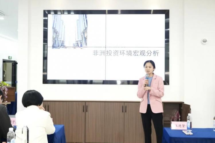 汪進賢.jpg