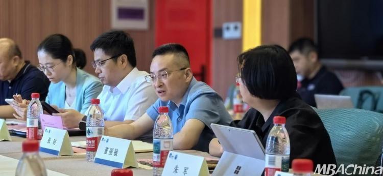 上海师范大学2026年MBA项目“文化产业创新管理”方向建设专家咨询会顺利召开
