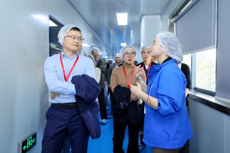 产学研碰撞：当FMBA遇见健康科技独角兽——香港中文大学FMBA参访万益蓝WonderLab全纪实(图1)